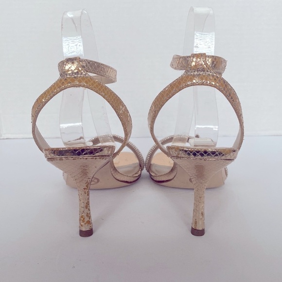 MICHAEL MICHAEL KORS Carrie Embellished Metallic Leather Sandal Size 6.5 - Picture 3 of 9